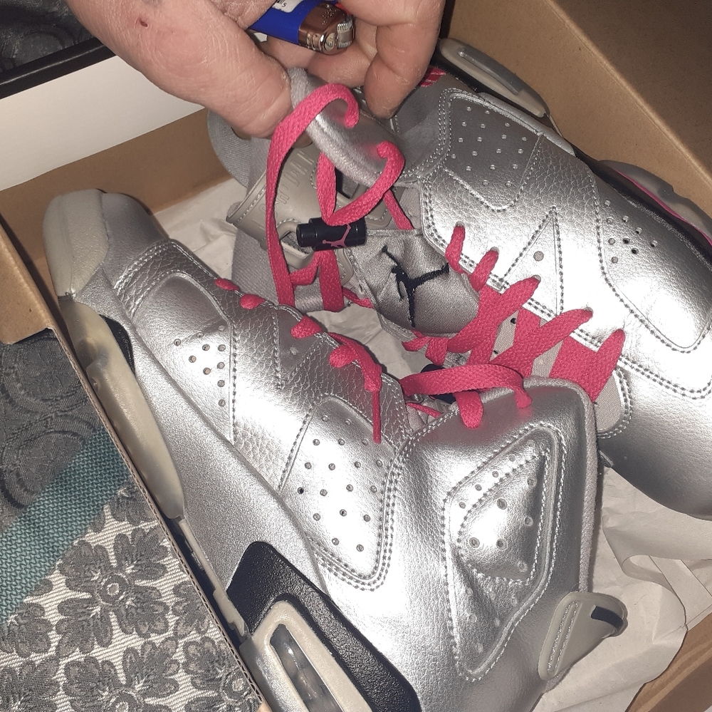 Jordans worth 264 on stock x
